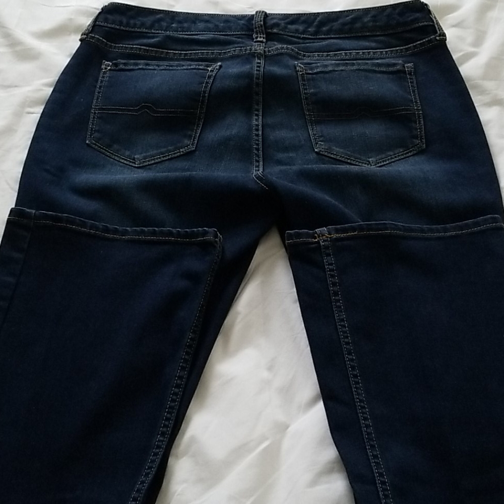 Arizona Jeans SIZE 11 NOT 10